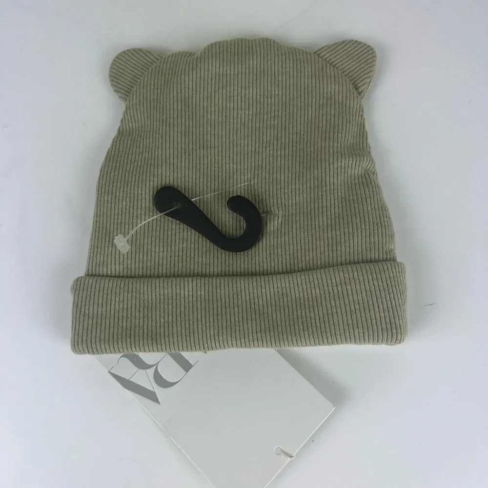 Zara RIBBED EAR APPLIQUÉS HAT size 1-6 months